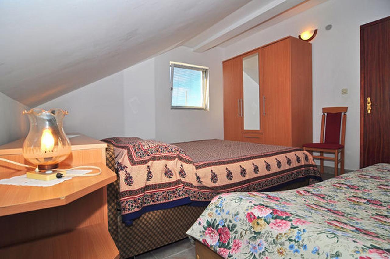 Apartments Jerina Sukosan Bagian luar foto