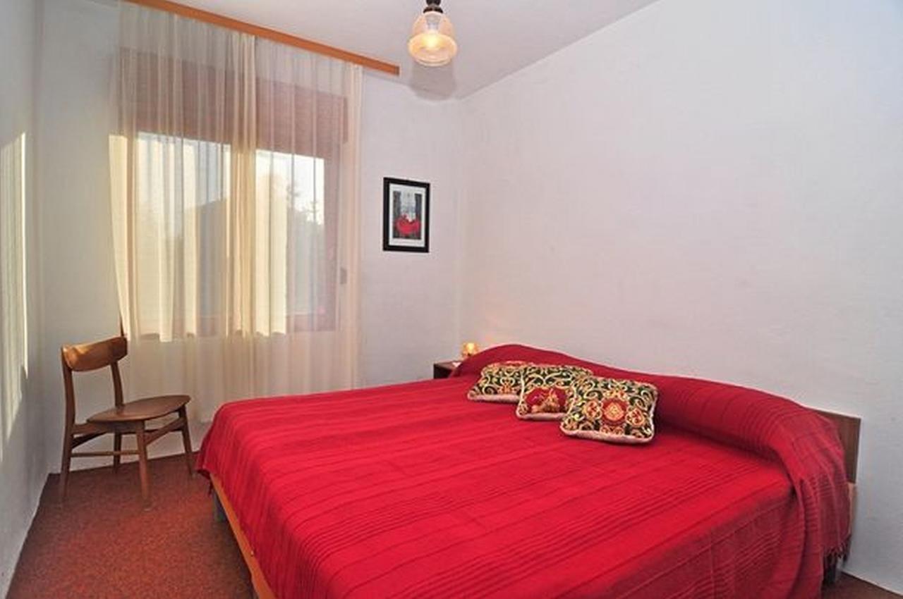 Apartments Jerina Sukosan Bagian luar foto